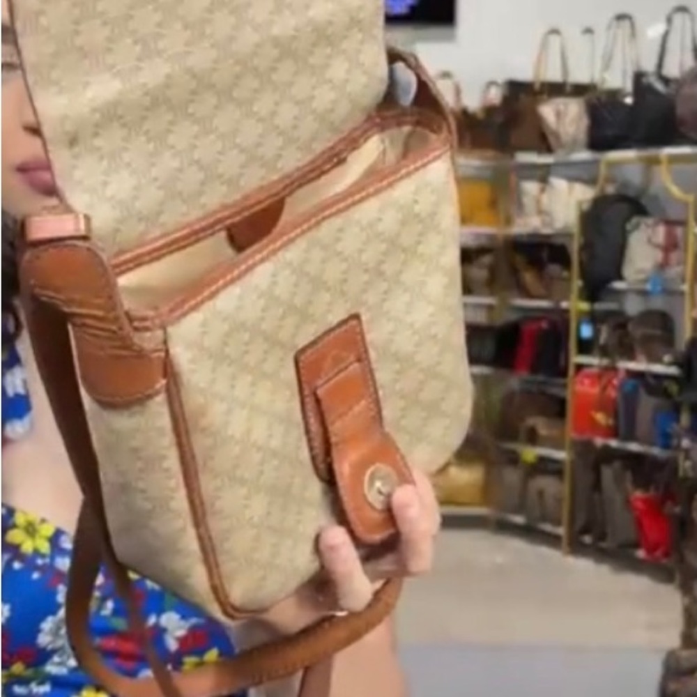 Celine Vintage Brown Leather Crossbody Bag - Picture 13 of 14